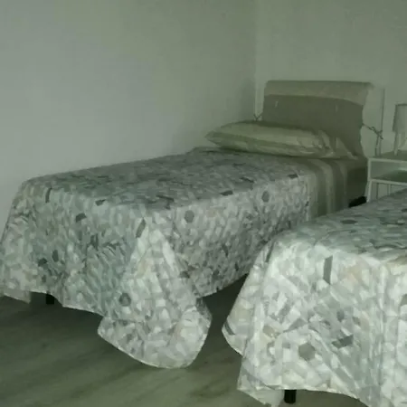 Casa Marina לינה וארוחת בוקר *
